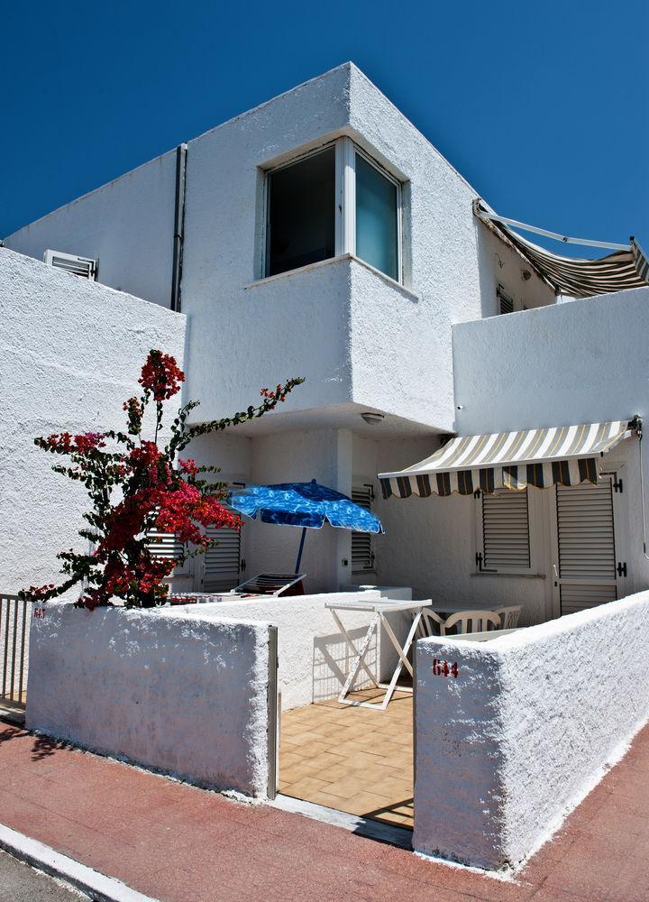 Hotel Villaggio Club Altalia Residence Brancaleone エクステリア 写真
