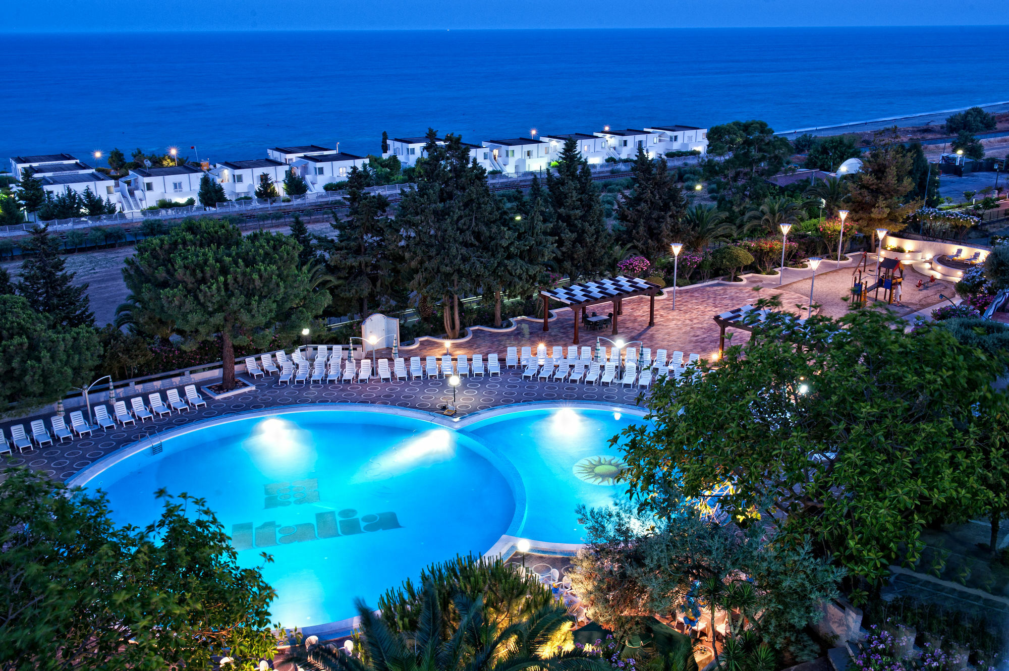 Hotel Villaggio Club Altalia Residence Brancaleone エクステリア 写真